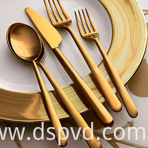 Tableware with gold color